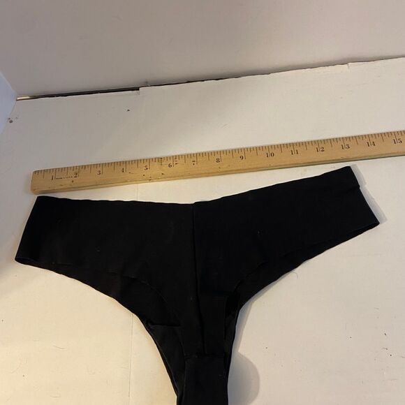 Vs pink blank thongs medium - Picture 3 of 4